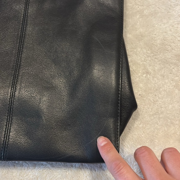 Etienne Aigner Black Genuine Leather Purse - Picture 2 of 10